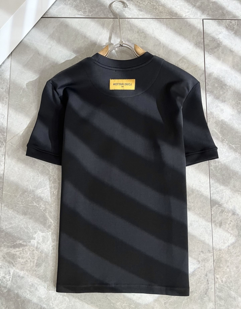 l0vis Vvtt0n t-shirt